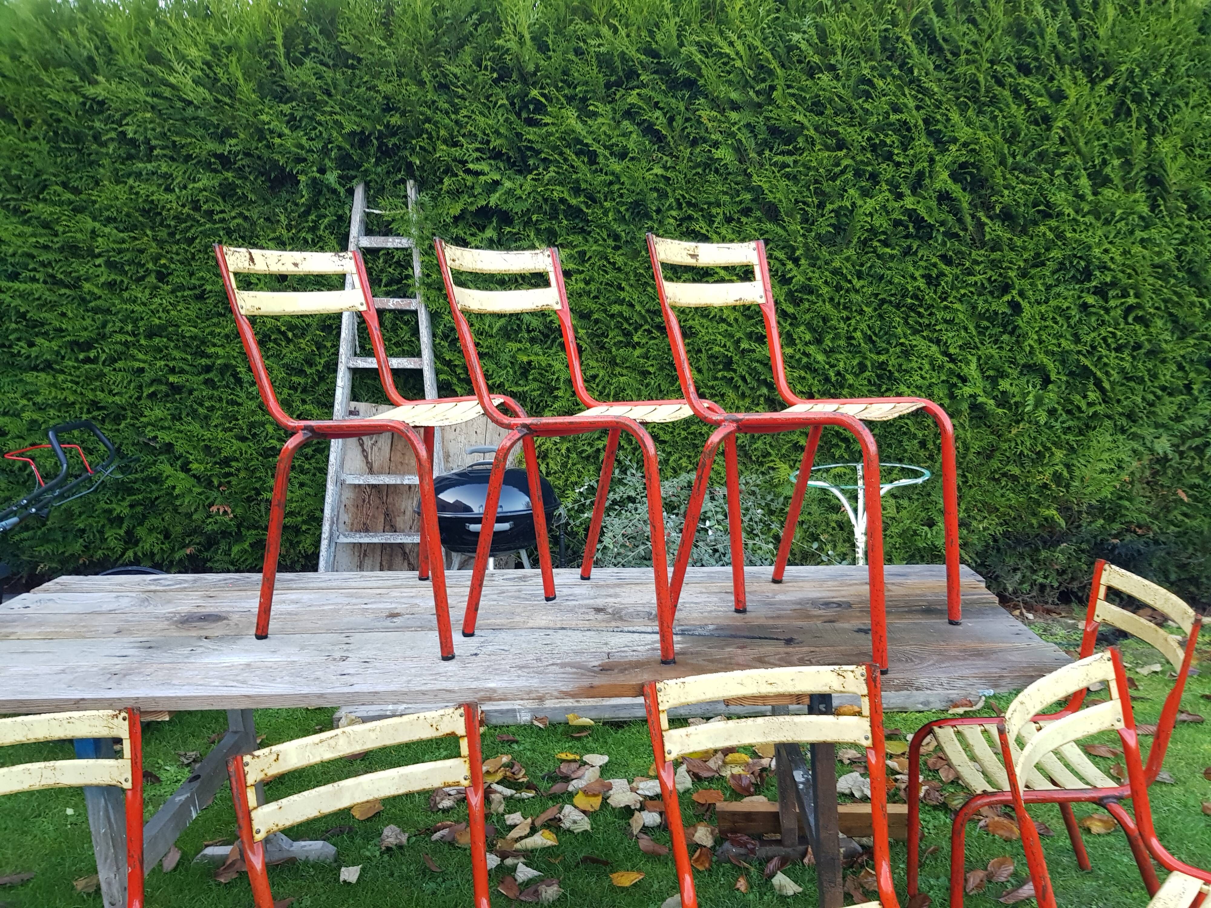 Lot of 8 iron terrace chairs