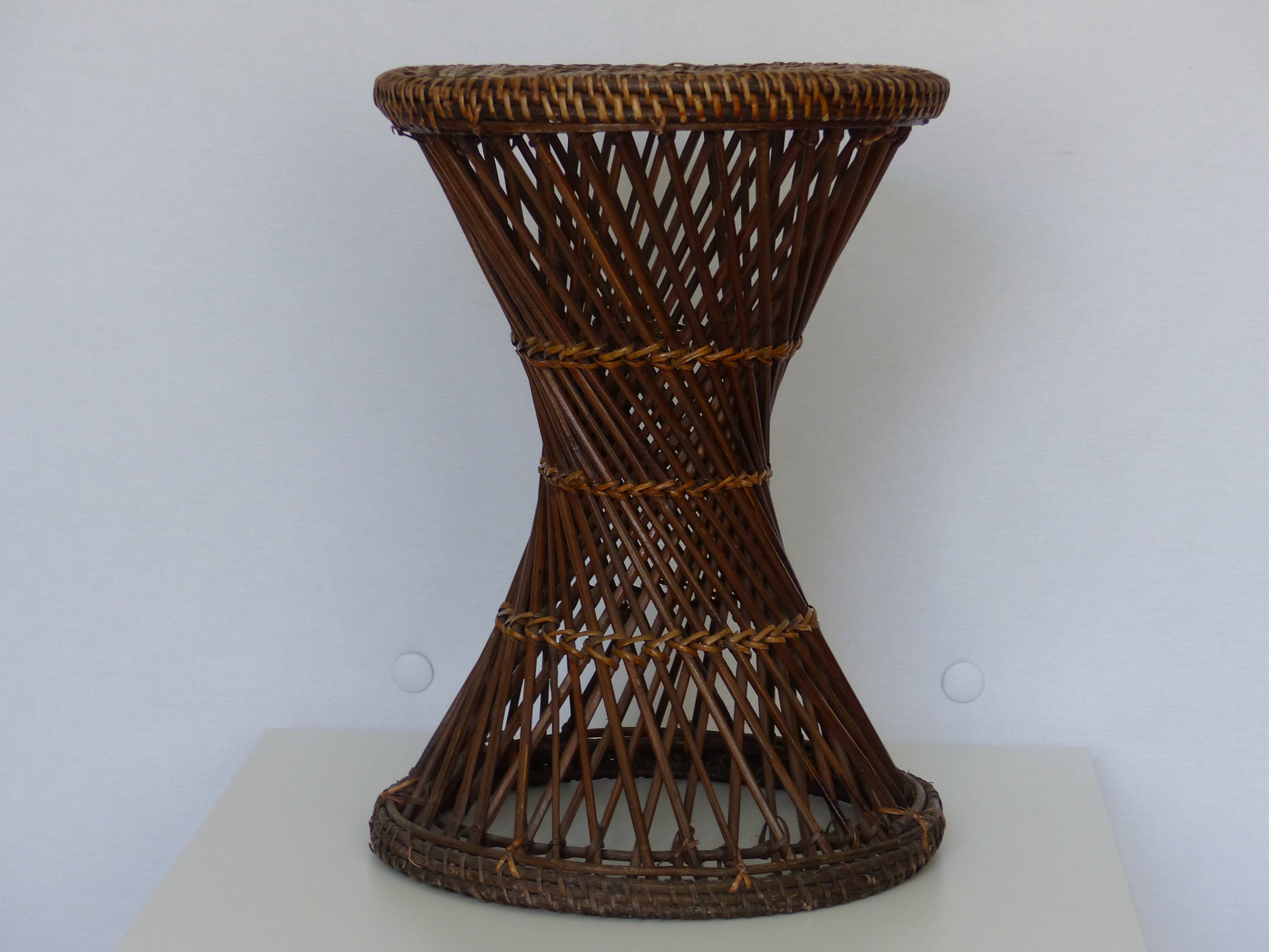 Tabouret rotin assise cannée style diabolo vintage