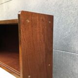 Vintage library/showcase,