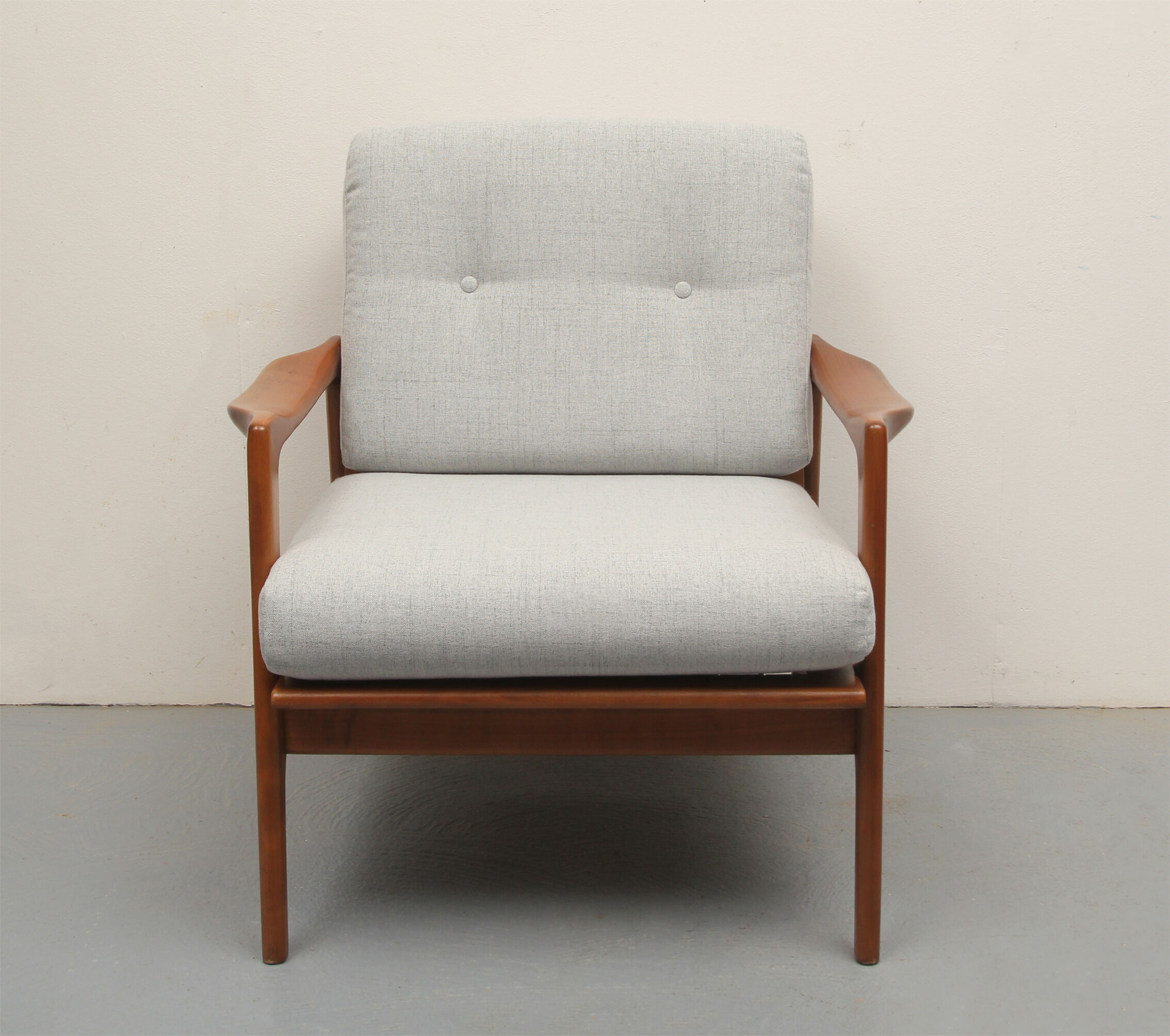 1960s armchair in cherrywood, light grey with green cushion