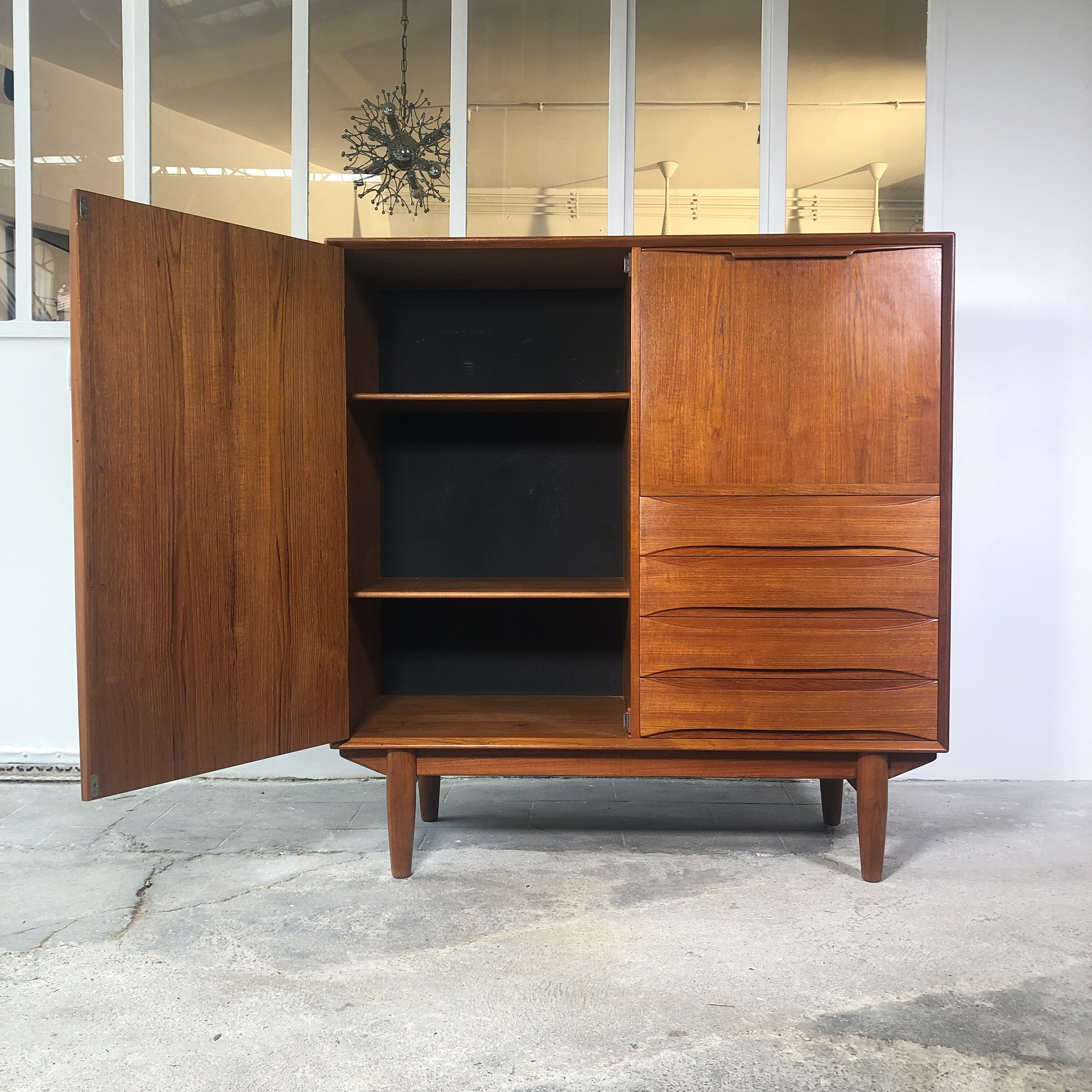 Meuble bar en teck par Arne Vodder 1960