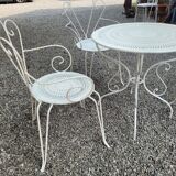 Old wrought iron garden furniture 3 armchairs + 1 table