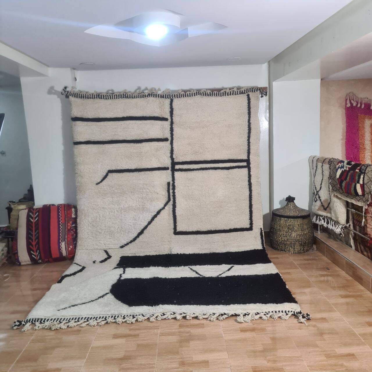 Handmade Moroccan Berber rug 300 x 200 cm