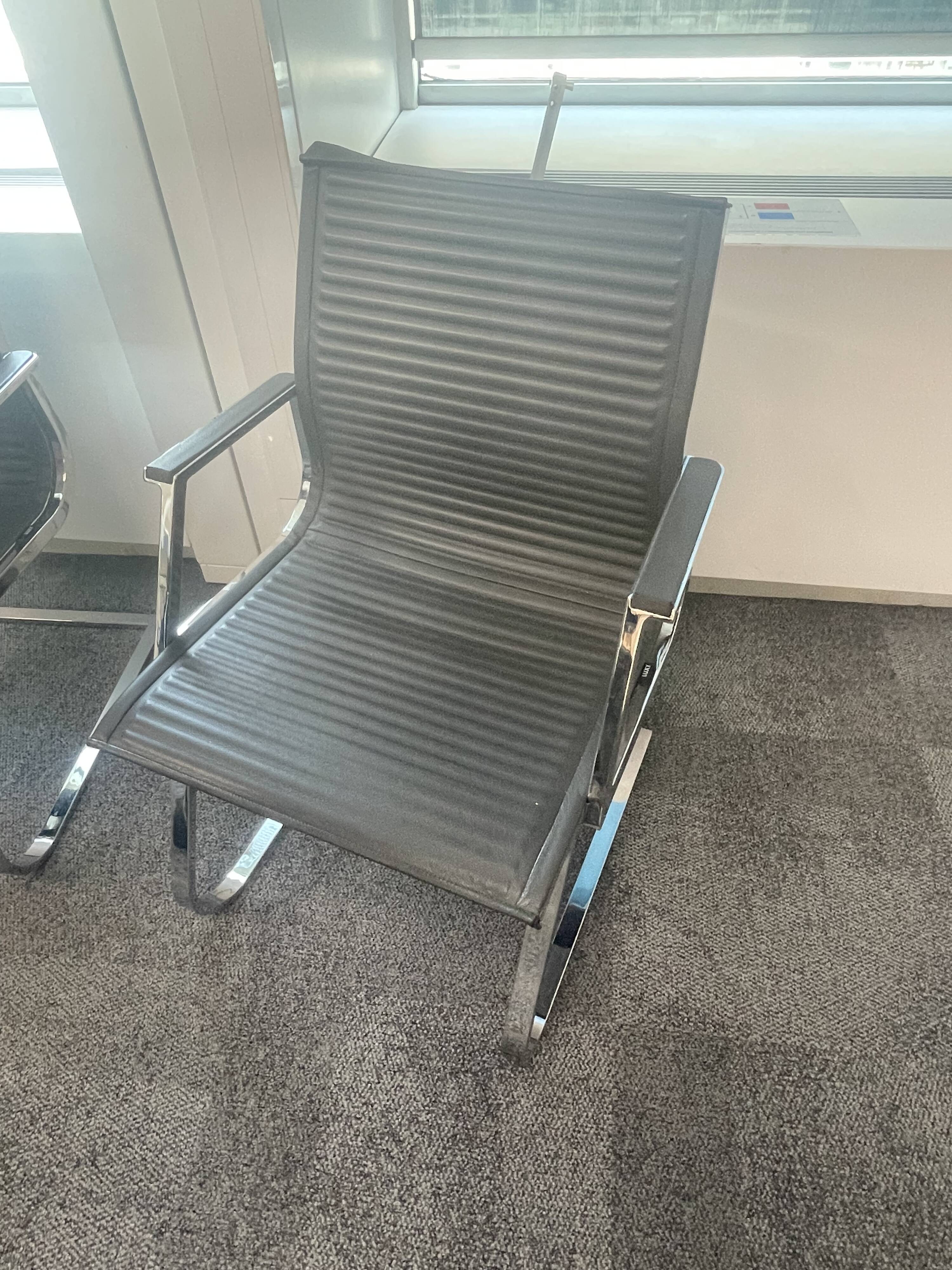 Set of Luxy chairs
