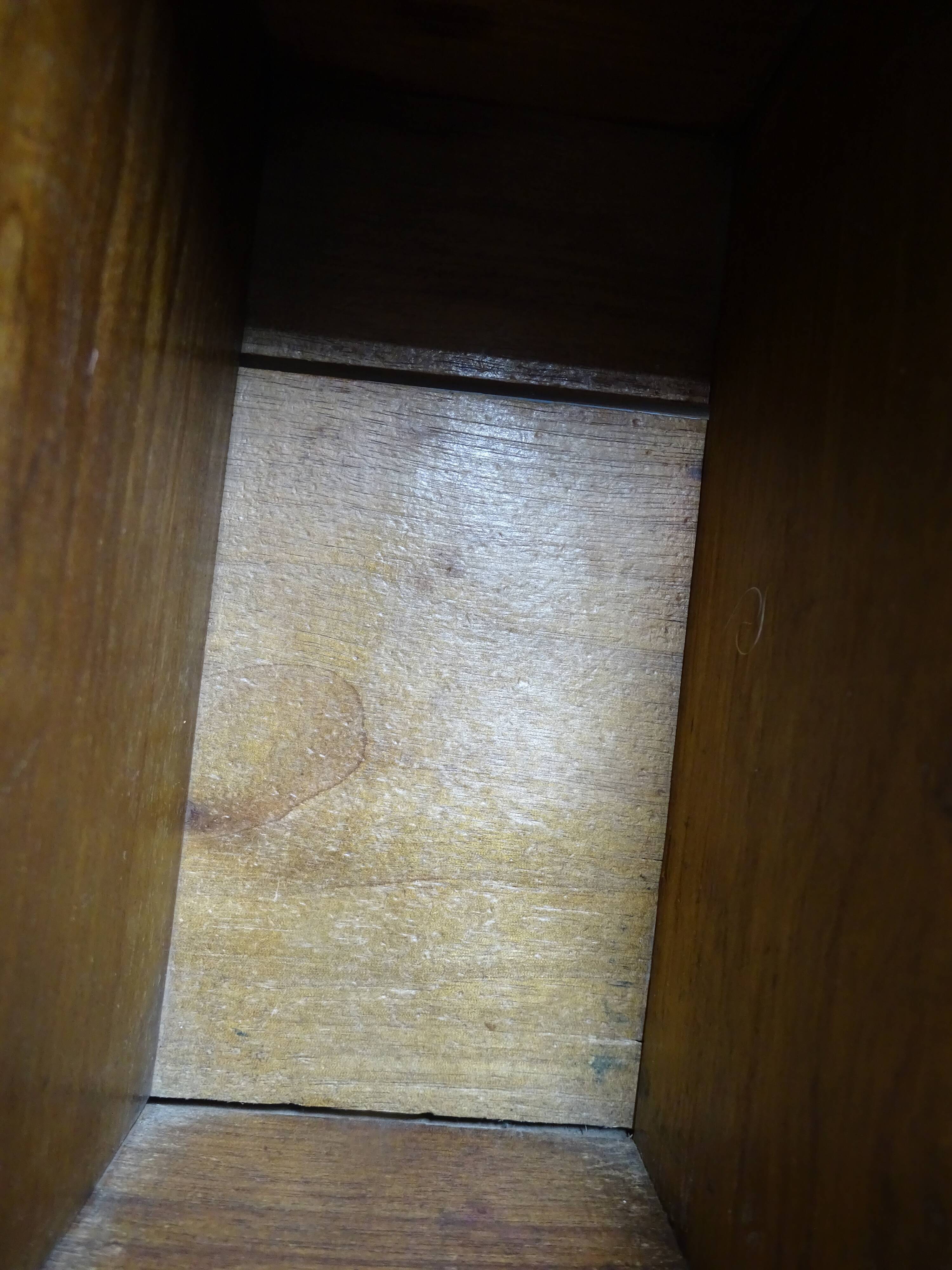 Walnut wall shelf, circa 1920/1930