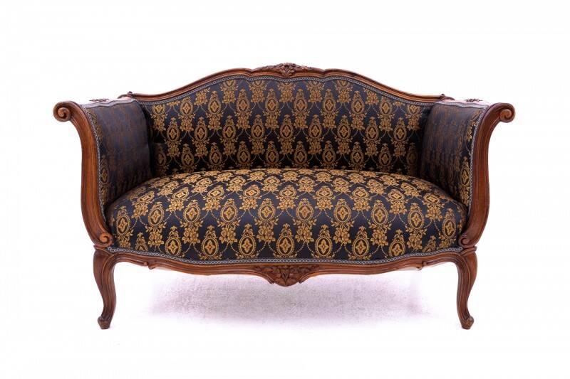 Small antique sofa from the late 19th century, France. After renovation.