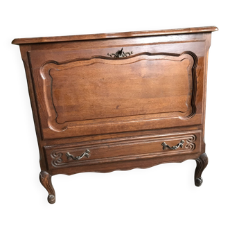 Small occasional piece of furniture