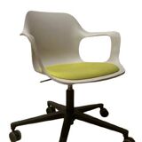 Vitra Meeting Chair - HAL RE Armchair Studio