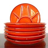 6 compartmentalized plates in red enamelled sandstone