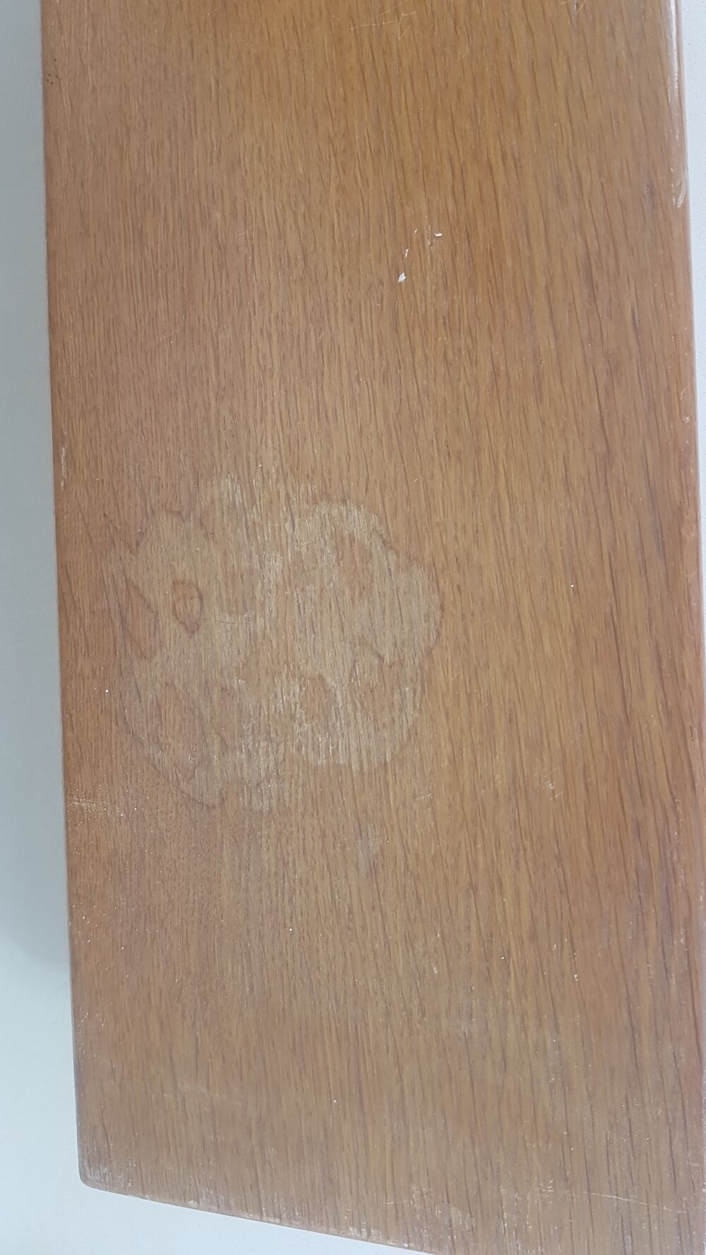 String shelf from the 60s and 70s