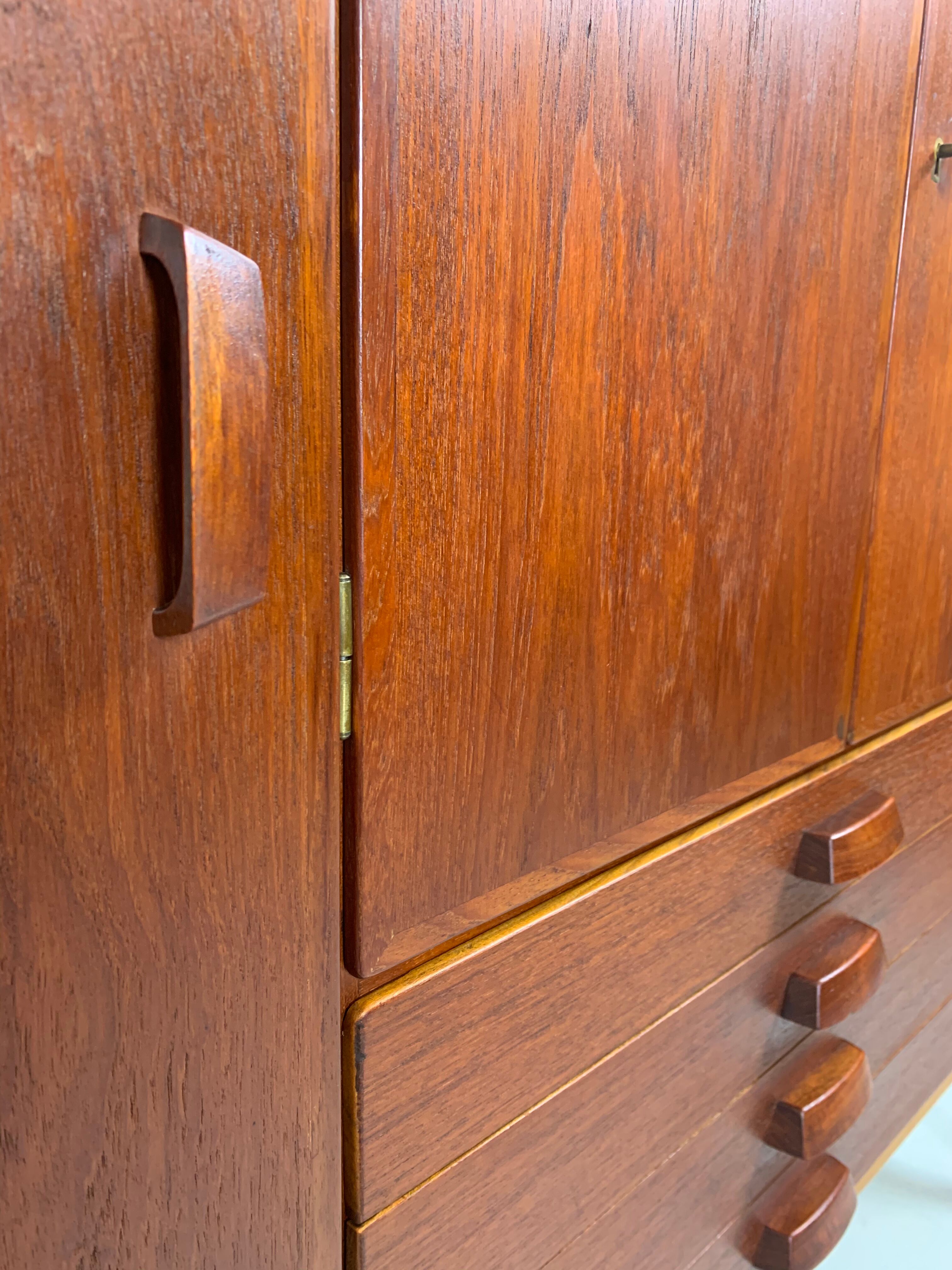 Danois midcentury teck highboard 1960s