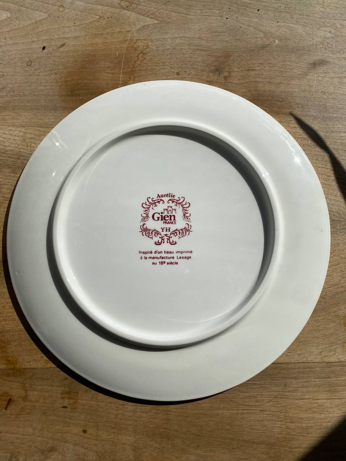 Gien cake dish model Aurelie red