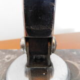 Articulated arm desk lamp