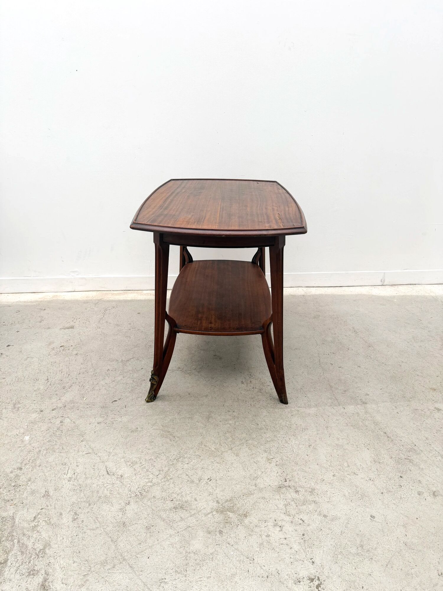 Art Nouveau side table by Louis Majorelle in walnut, France 1900
