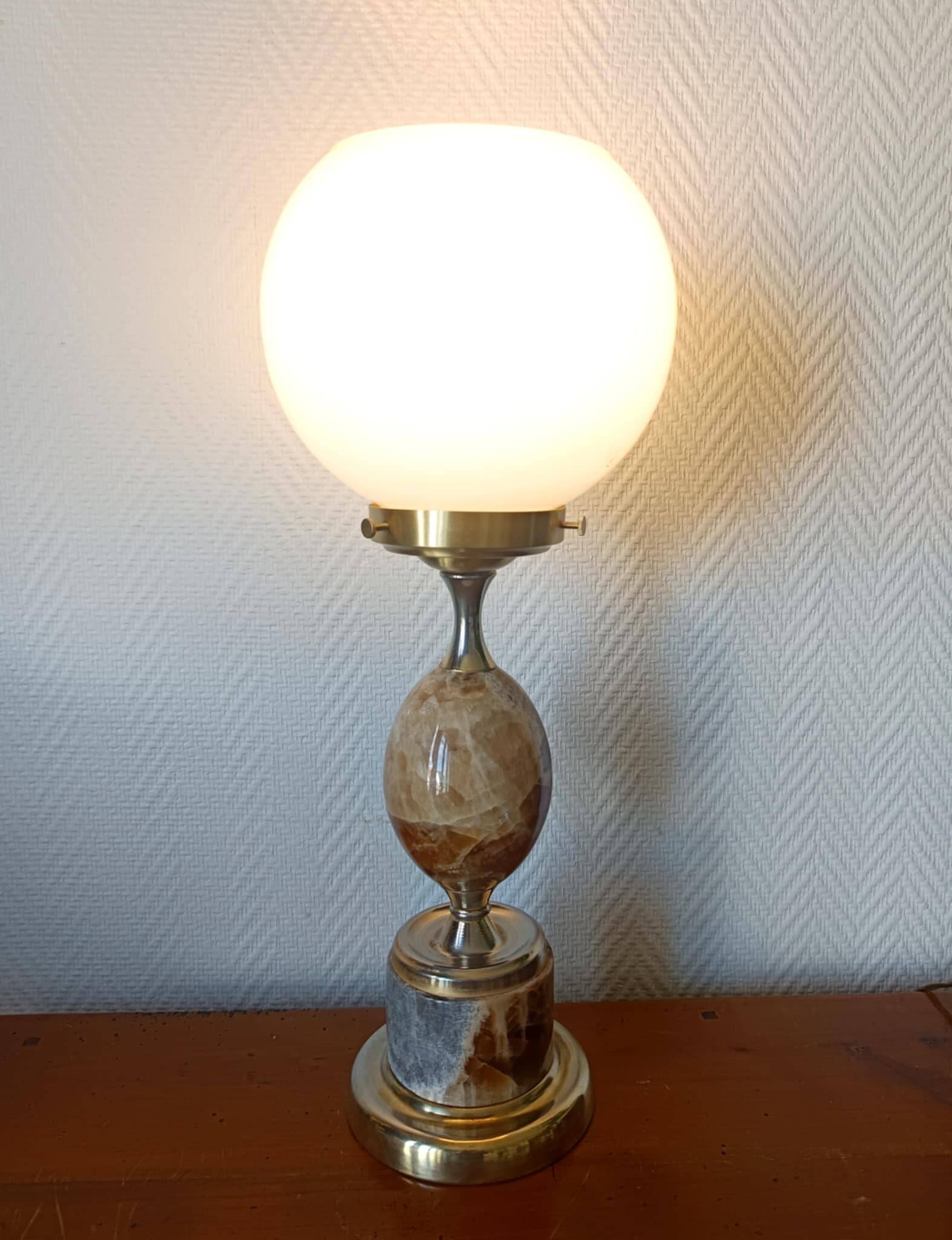 Art deco onyx lamp circa 1950