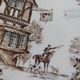 Gien Ludlow plate, hunting scene