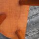Tabouret brutaliste tripode