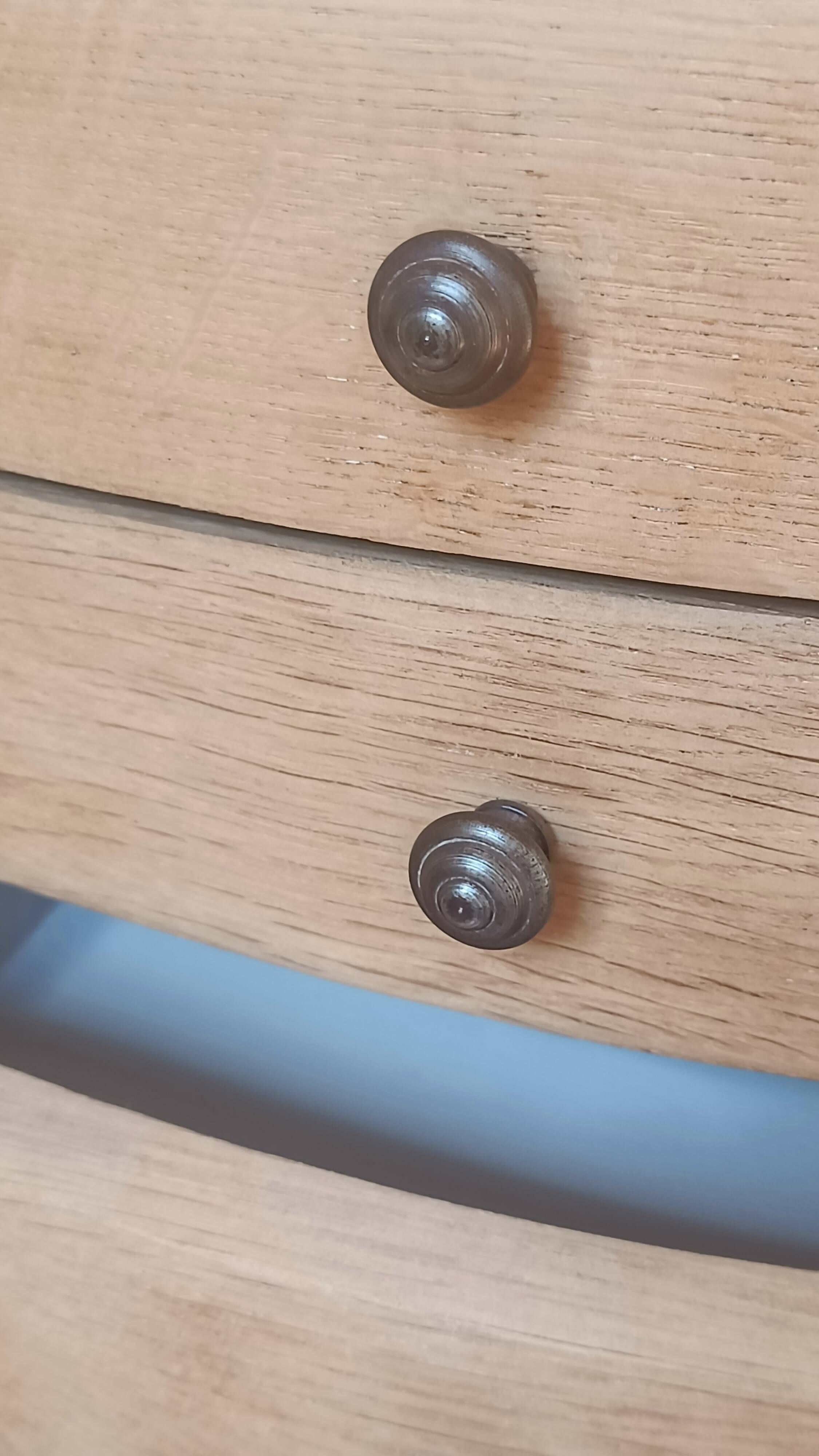 Vintage wooden bedside table with 3 drawers.