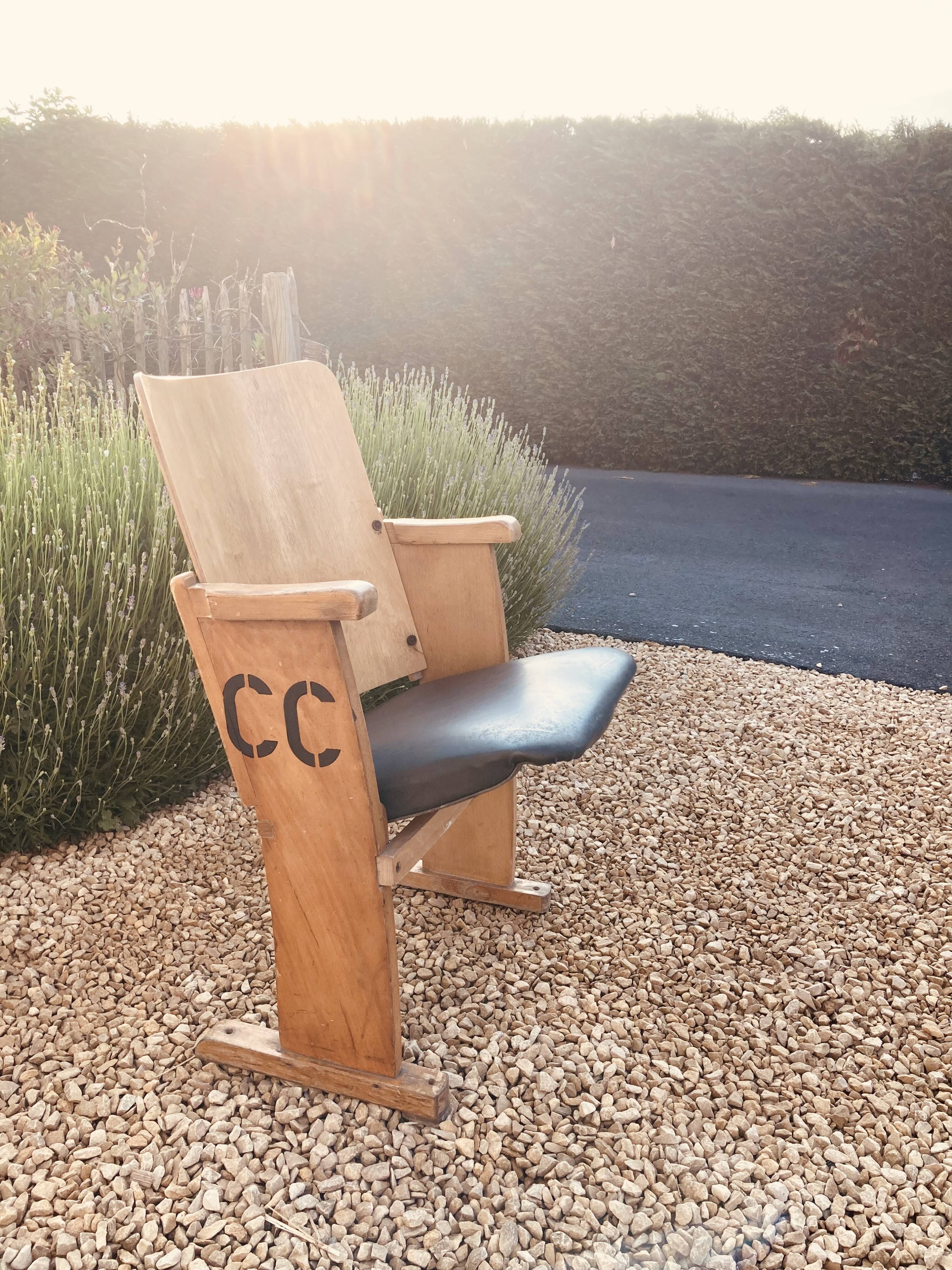 Chaise de cinéma 1920 en bois et skai