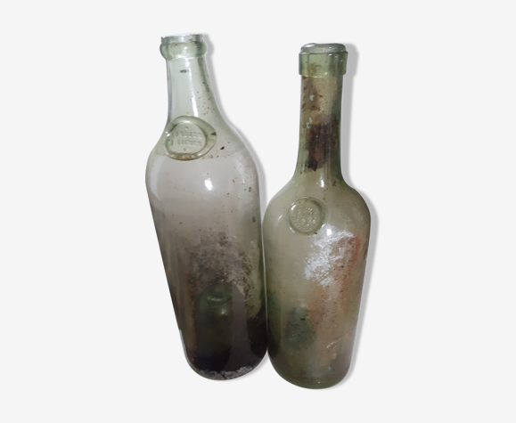 Bouteilles avec sceau
