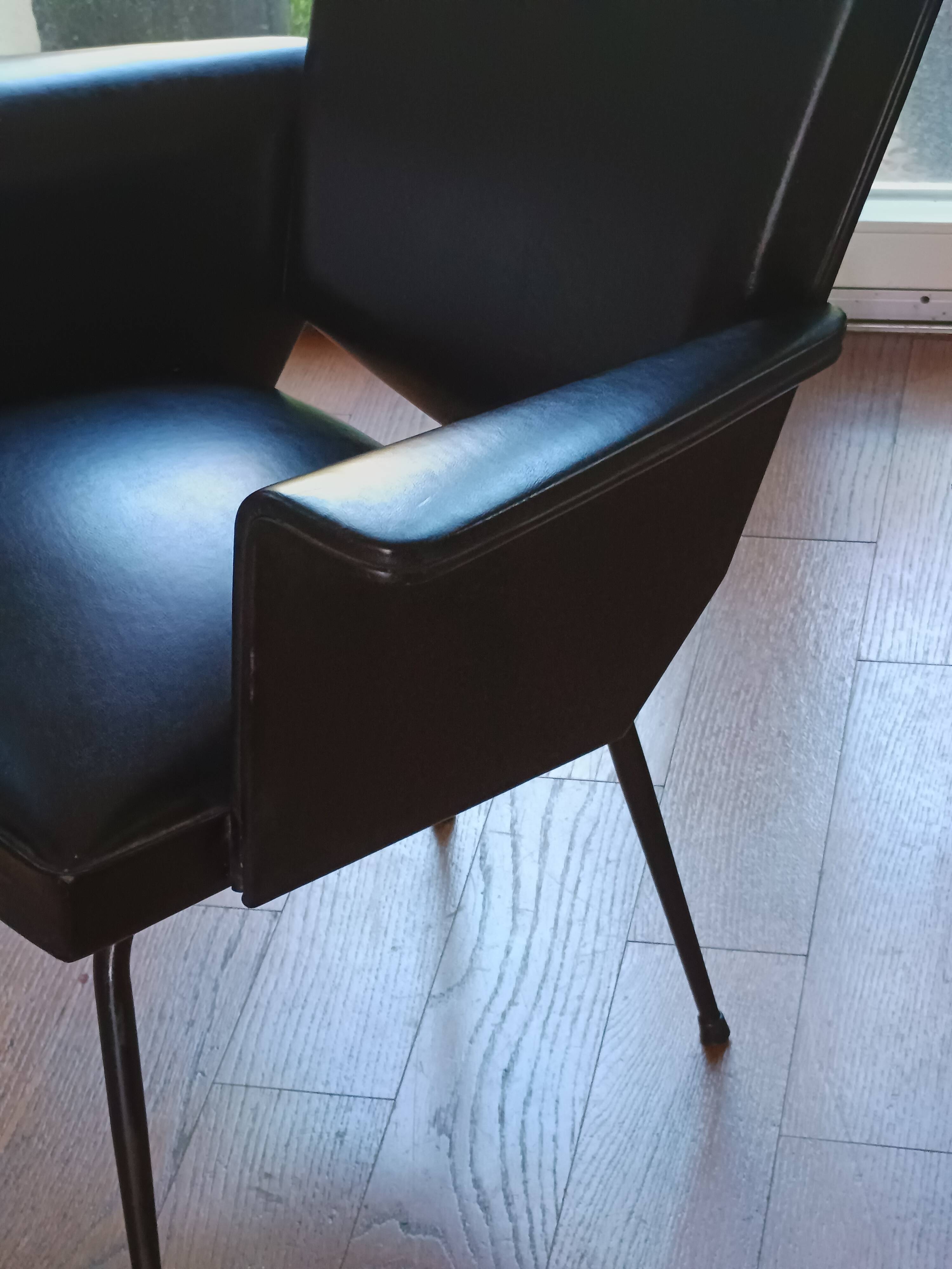 vintage modernist armchair from the 50s/60s