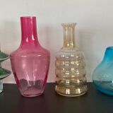 Série de 4 vases vintage en verre coloré
