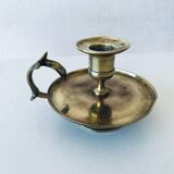 Candle holder with handle