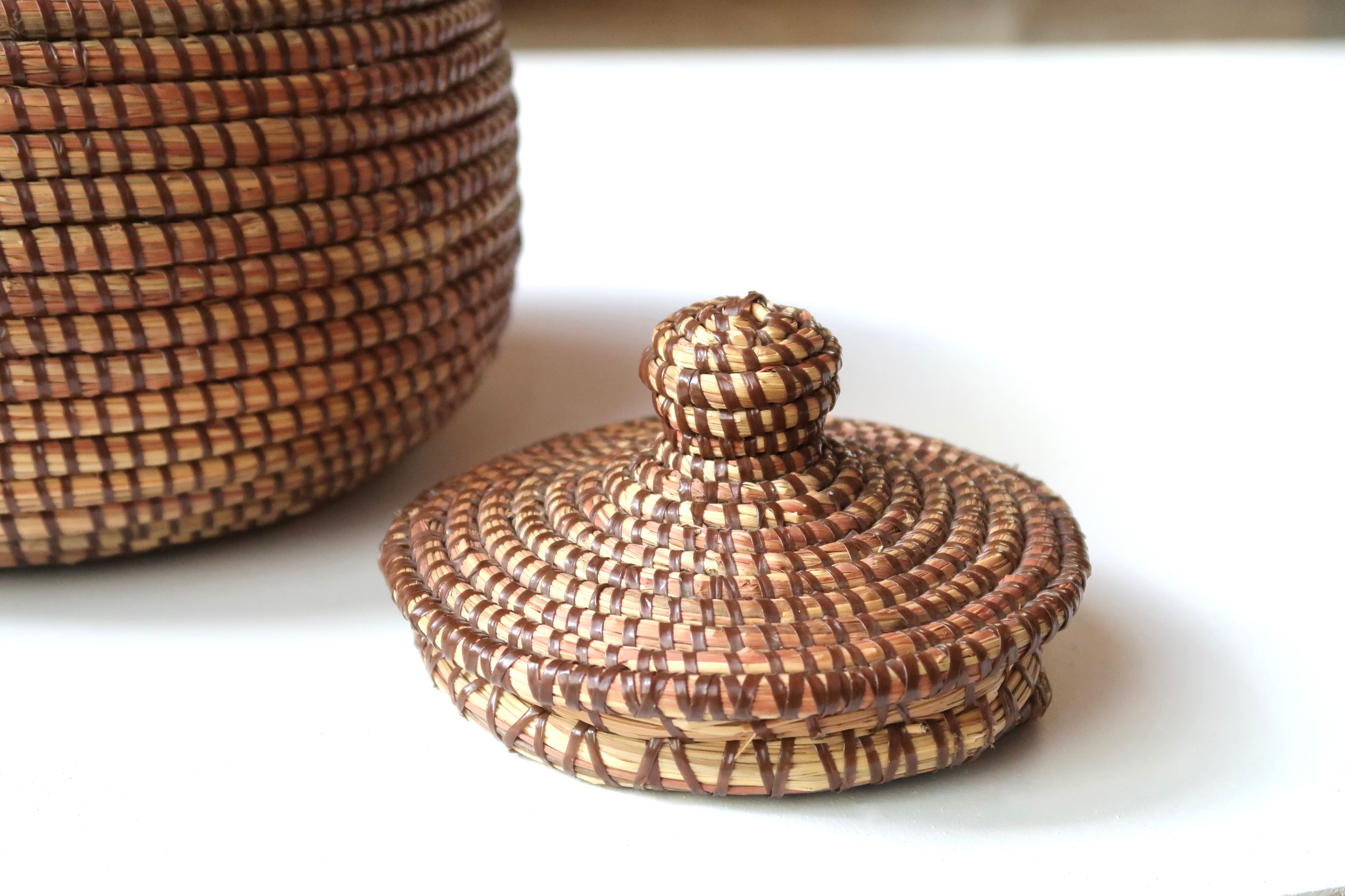 Round braided fiber box, basket, 80s