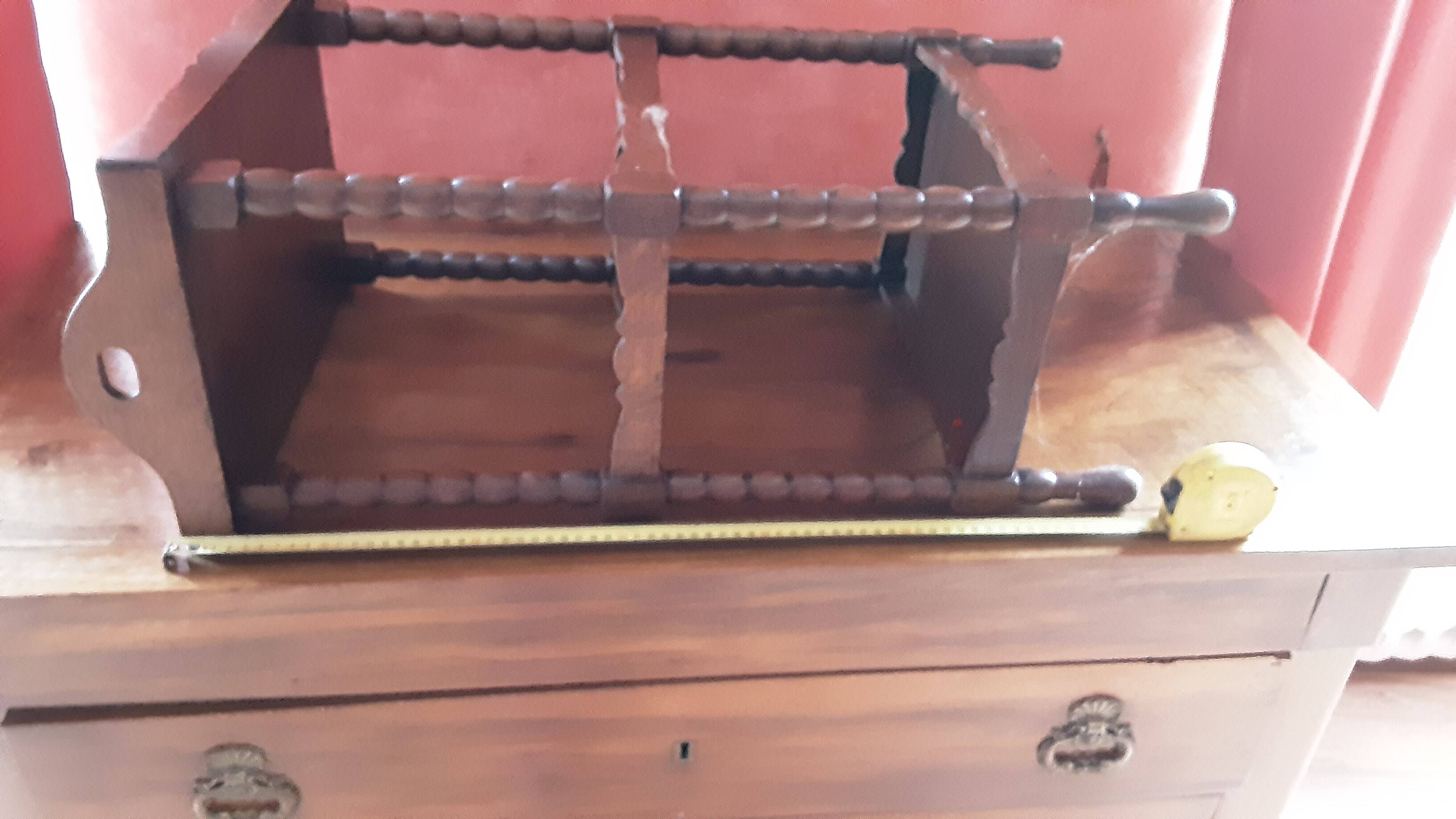 Petit meuble ancien 3 niveaux en bois