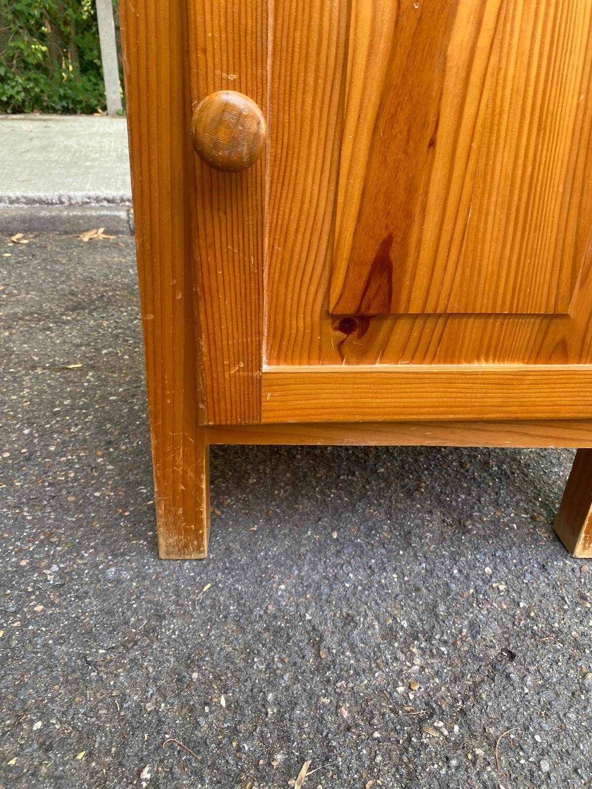 Commode vintage en bois massif des années 80