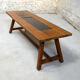Table basse brutaliste en chêne et verre noir, 1960