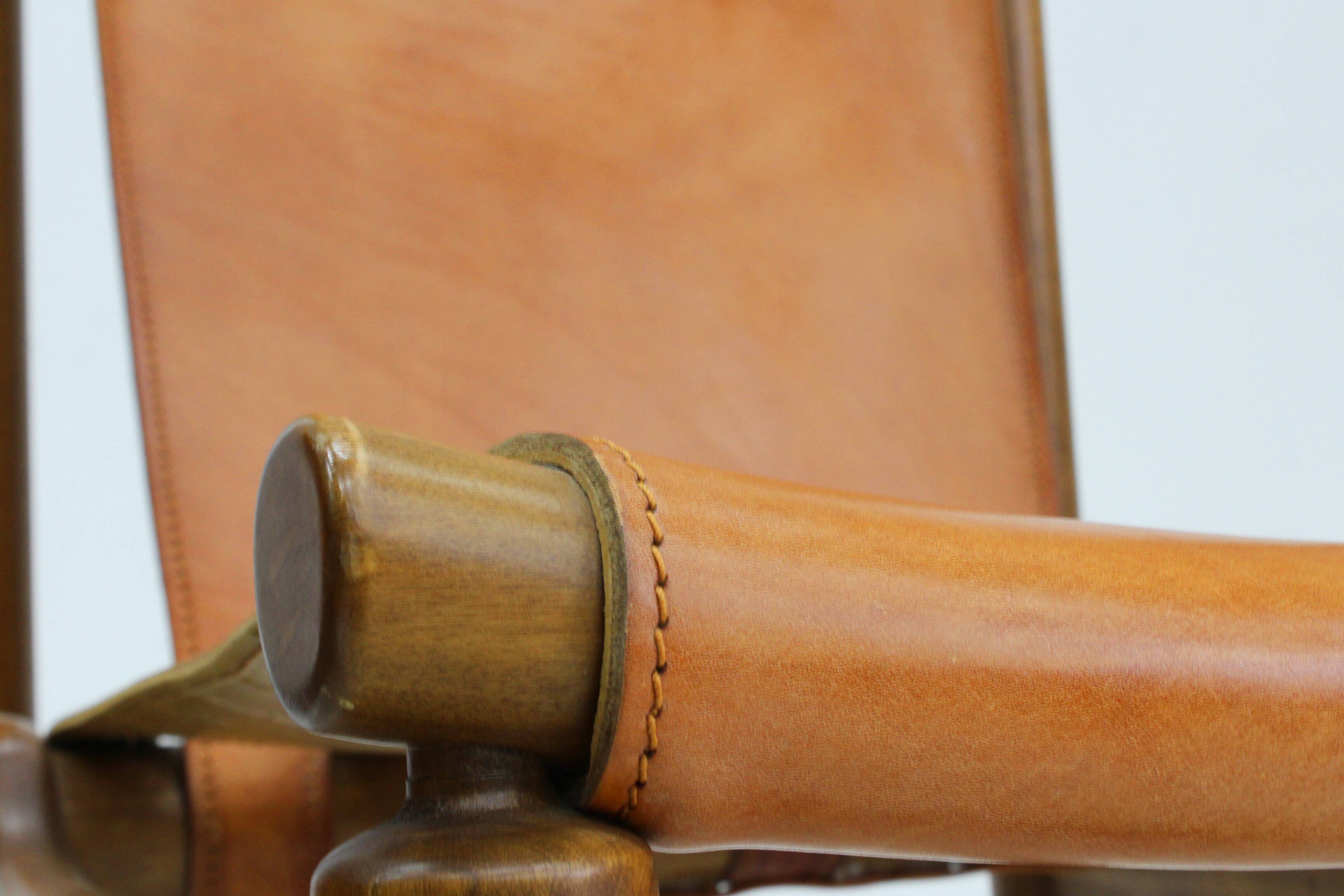 Chaises de salle à manger en cuir italien style Mid-Century, signées Ilmari Tapiovaara, lot de 6