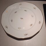Standing presentation plate
