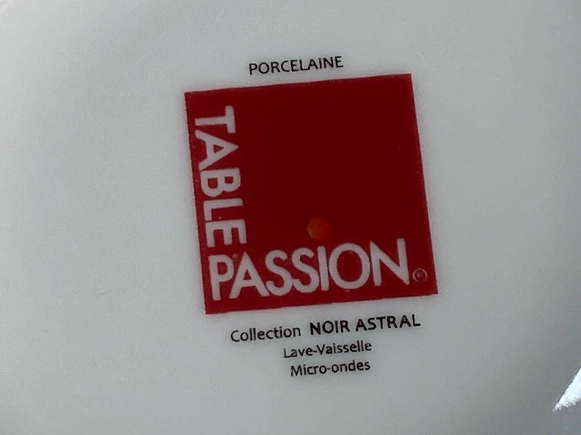 4 porcelain soup plates Table passion collection Noir Astral
