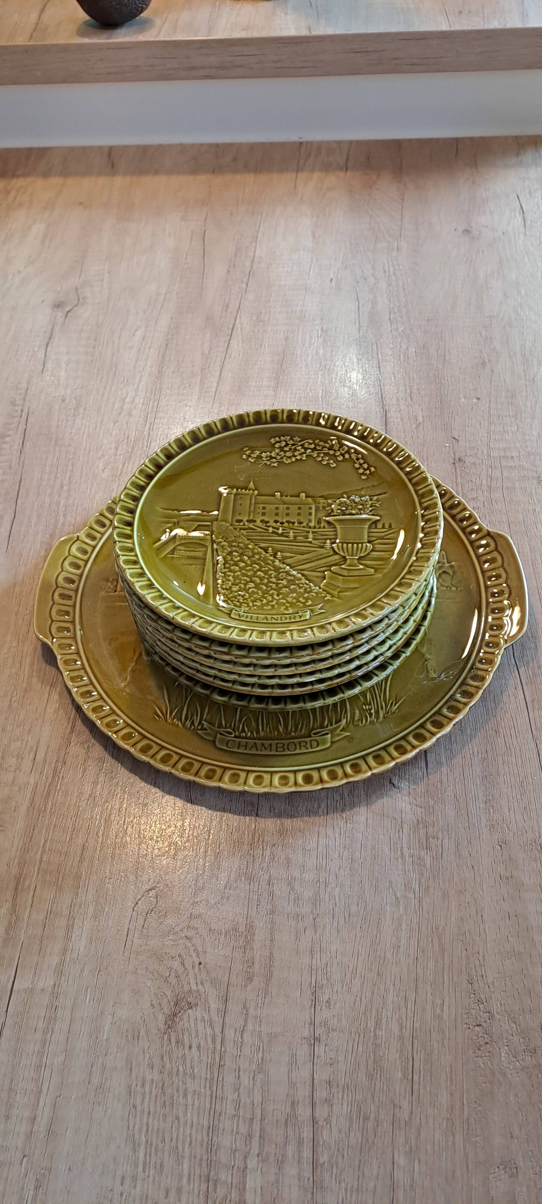 Gien earthenware cheese or dessert service