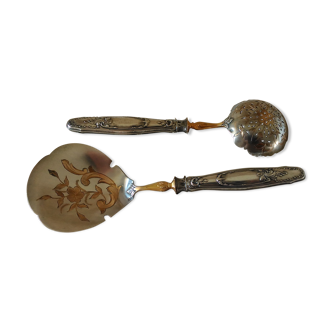 Silver strawberry service covers