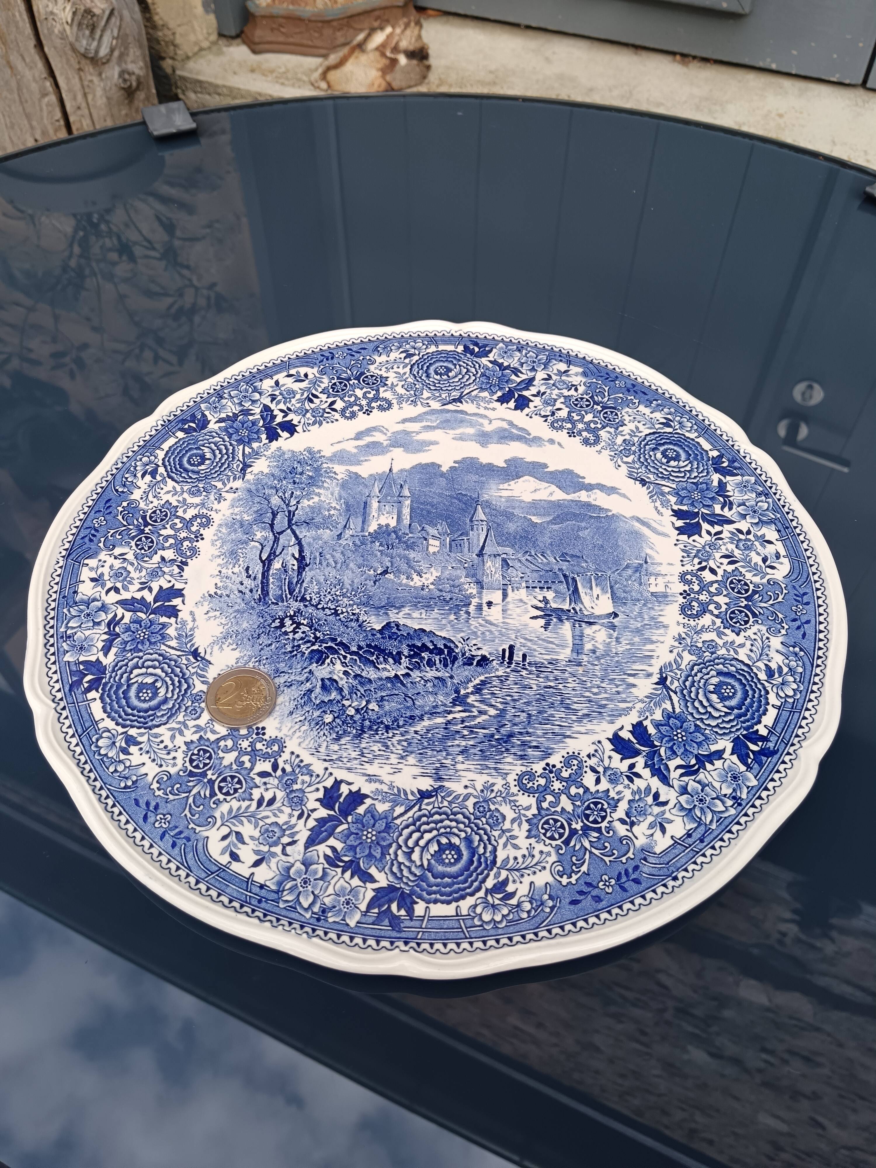 Large Villeroy & Boch "Burgenland" dish