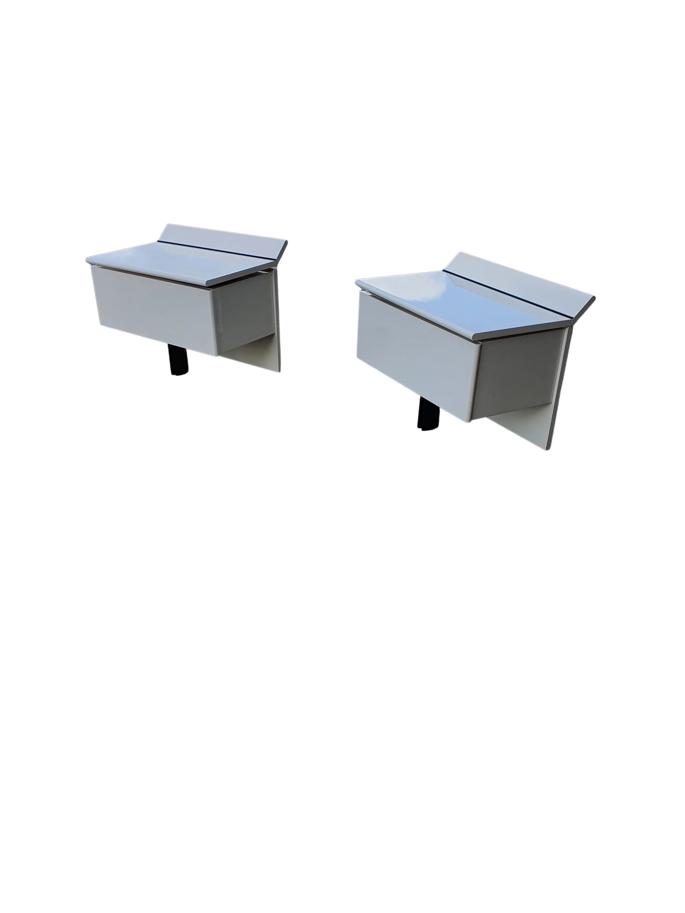 2 B&B Italia bedside tables / night stands