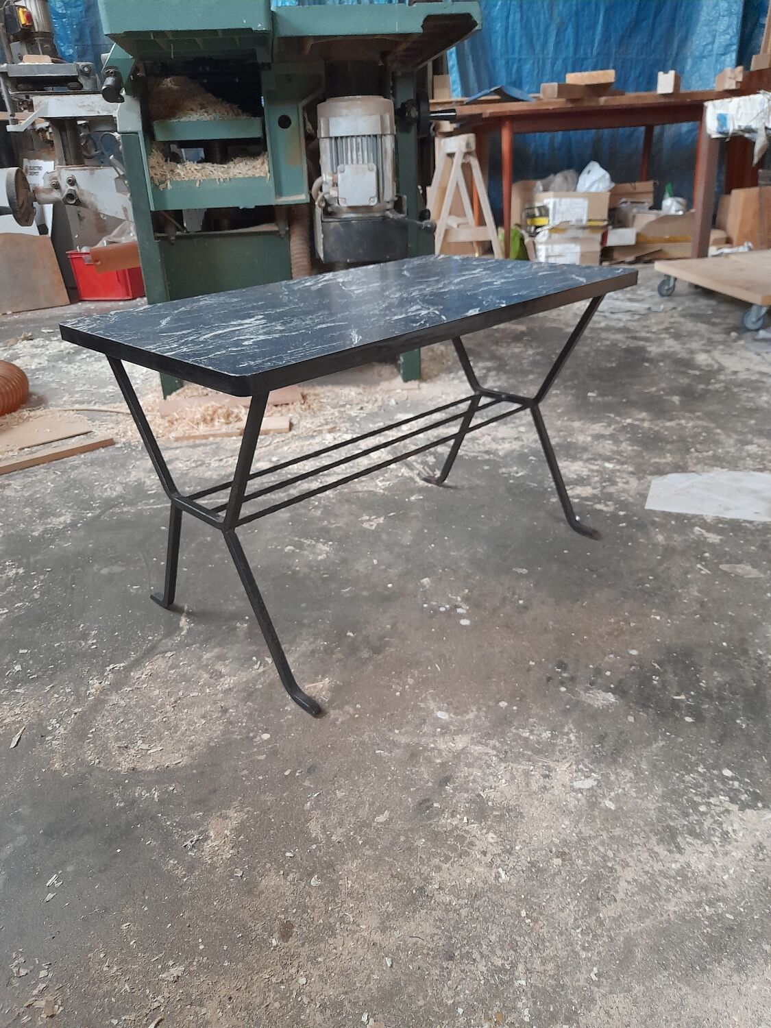 Small vintage coffee table metal legs