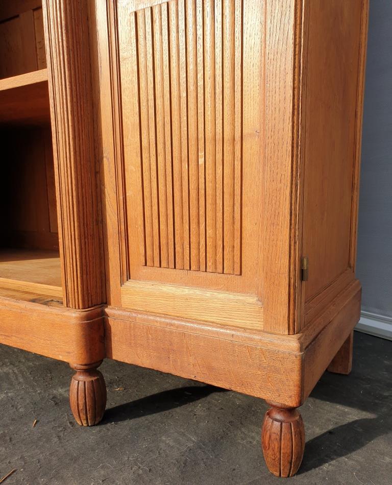 Library cabinet Art Deco columns with godrons