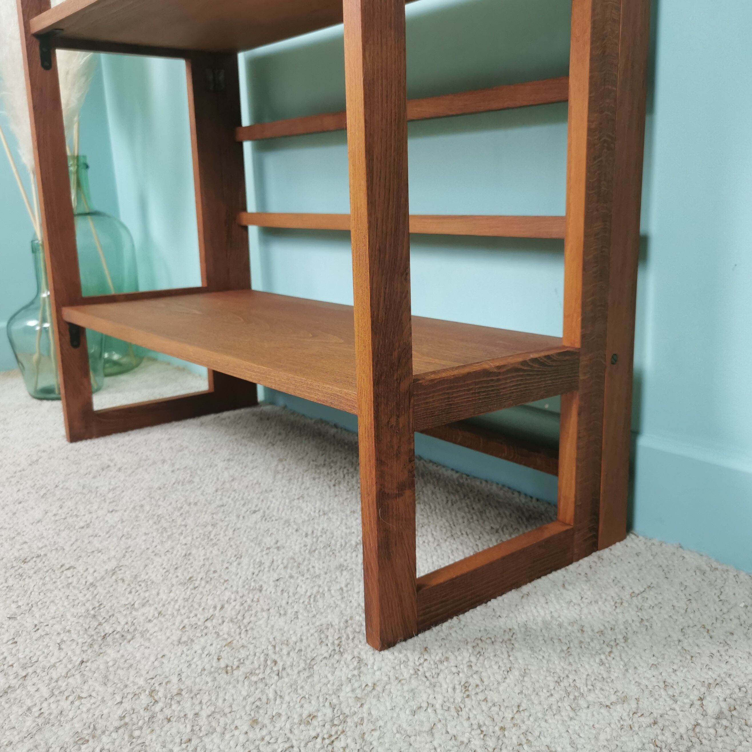Folding bookcase shelf 50