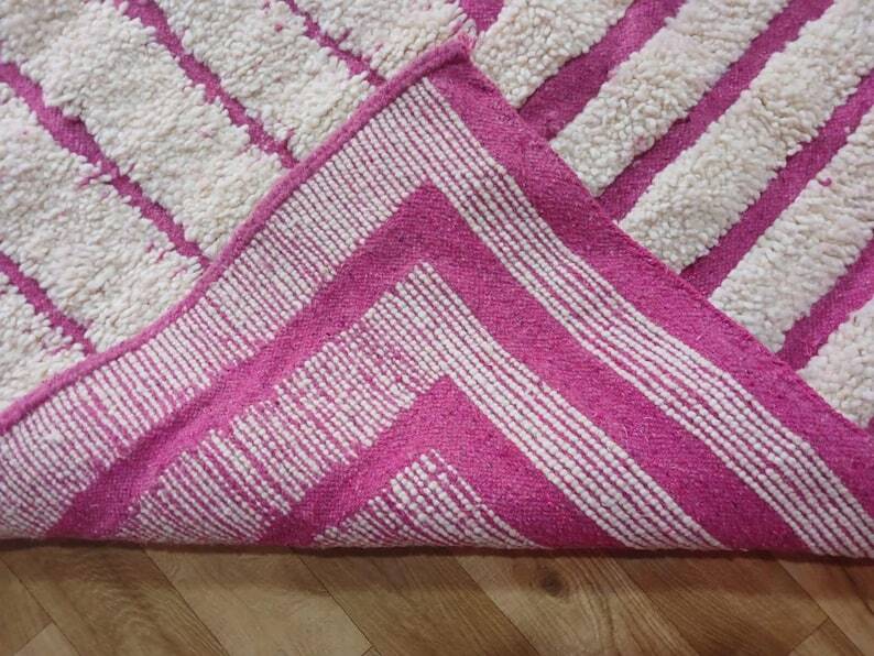 Tapis bérbere écru à motifs géométriques 250cmx150cm