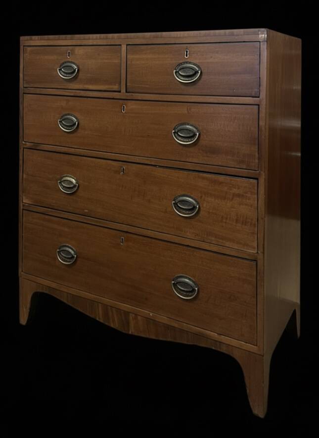George III English Commode in Mahogany and Burl, Stretcher Feet – 19th Century