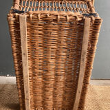 Wicker laundry basket