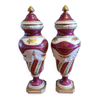 Paire de vases 19 ème porcelaine de paris