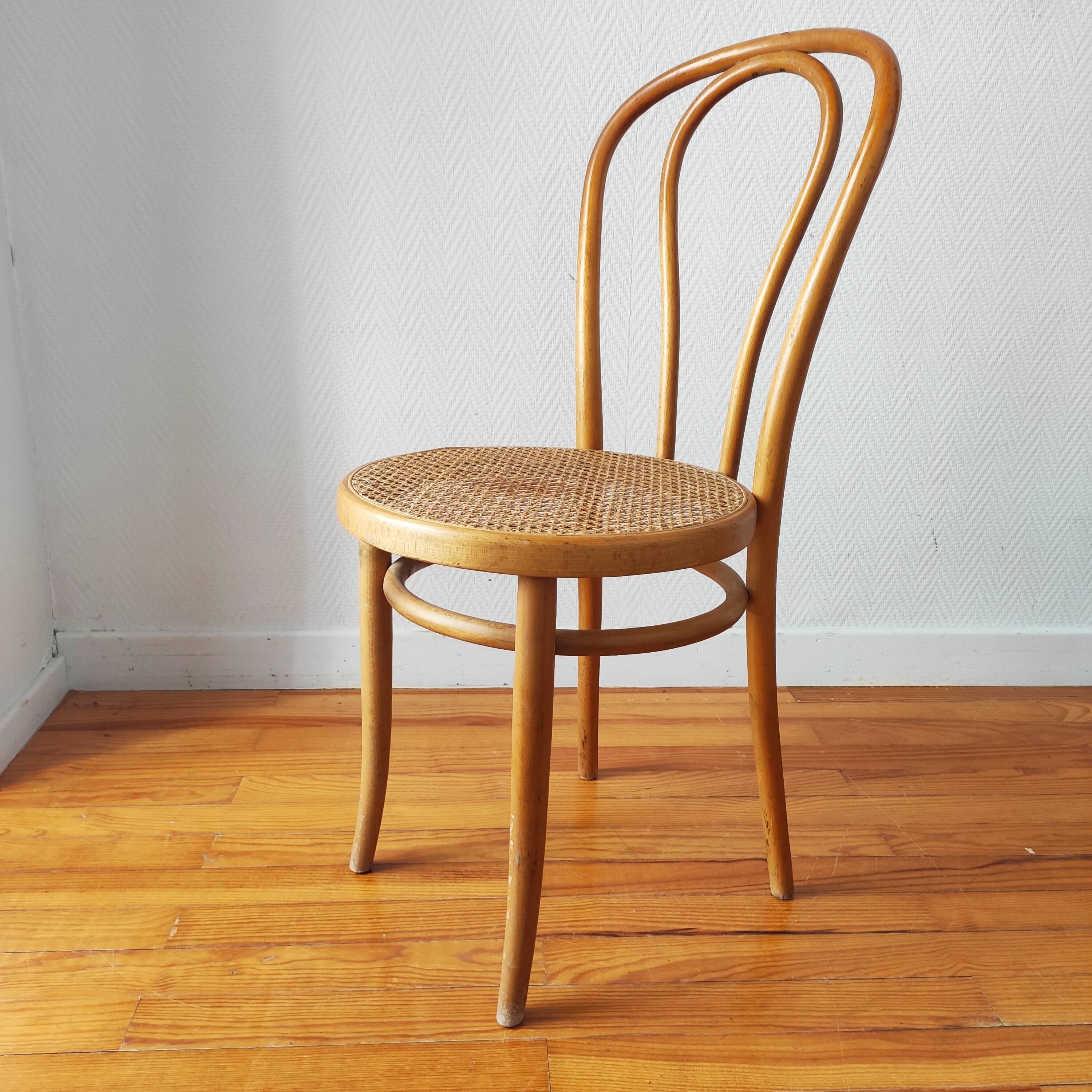 4 chaises de bistrot anciennes dépareillées bois et cannage