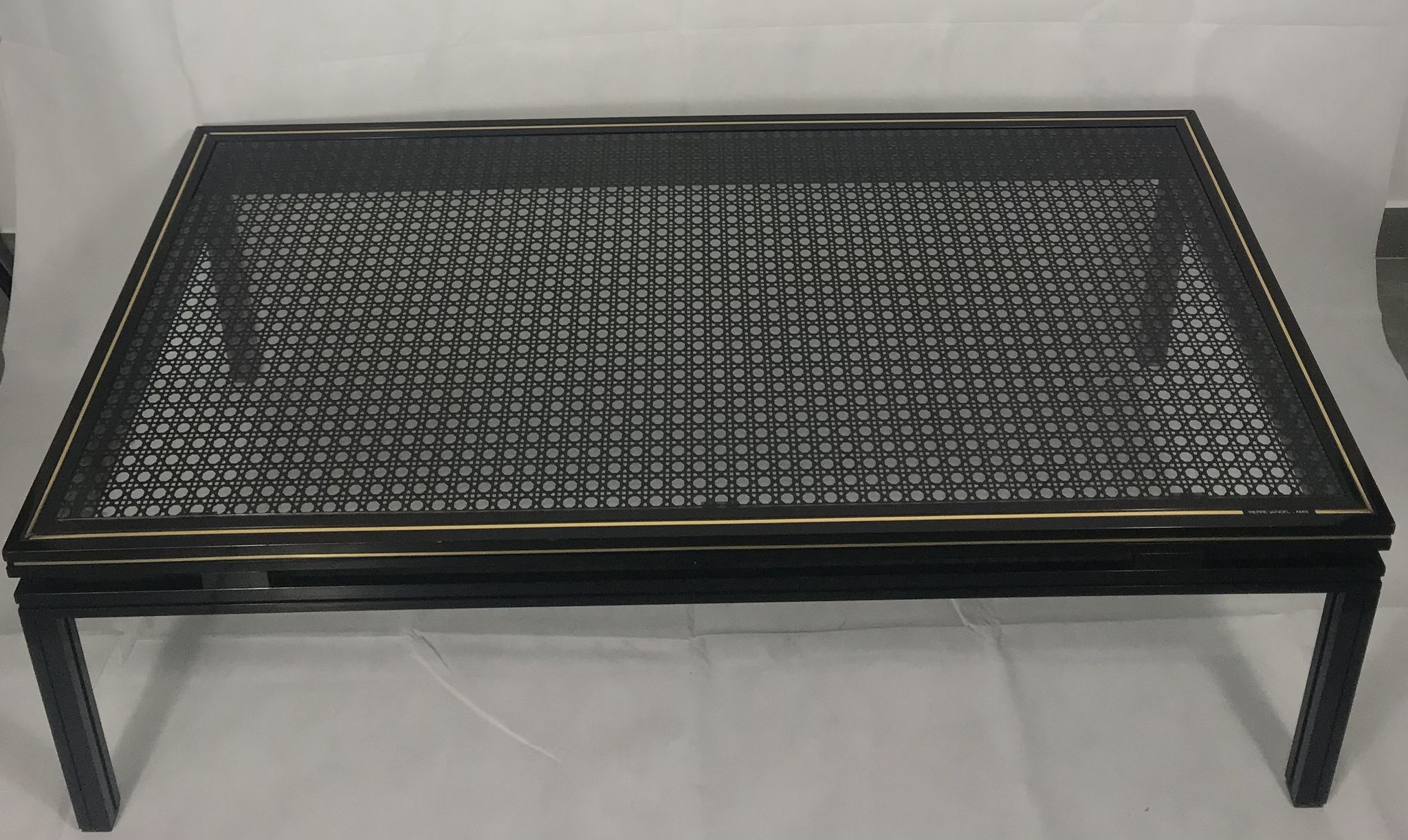 Table basse Pierre Vandel verre motif cannage noir