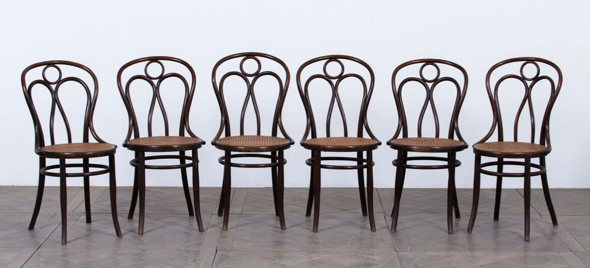 Suite de 6 chaises de bistrot par Josef Hofmann en cannage