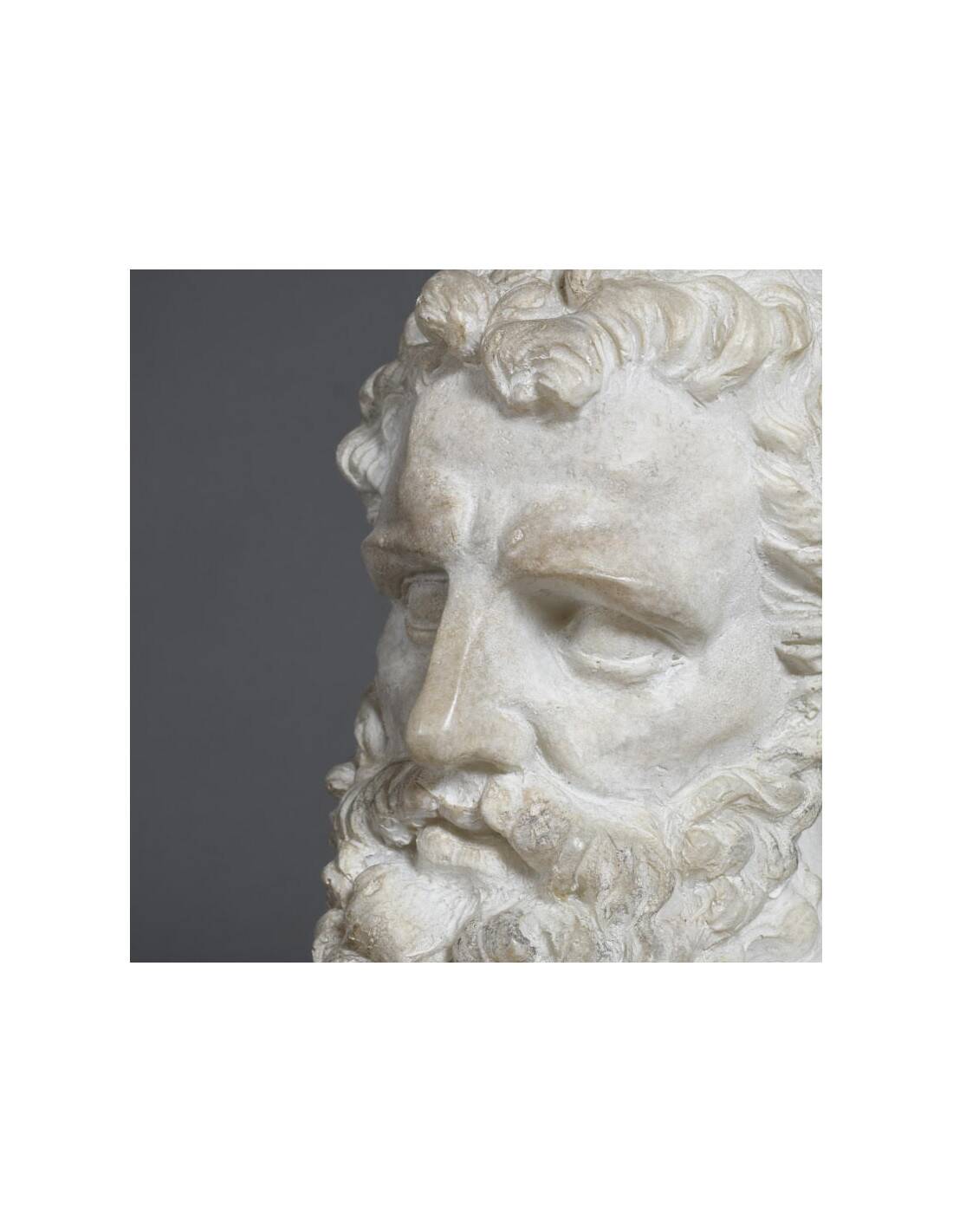 Hercules Head sculpture, small size, in resin and metal base.
