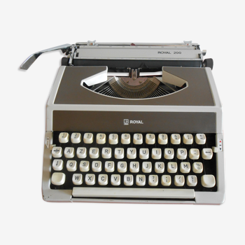 Machine à écrire Litton Royal 200